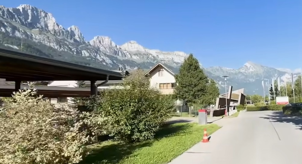 Arni Village