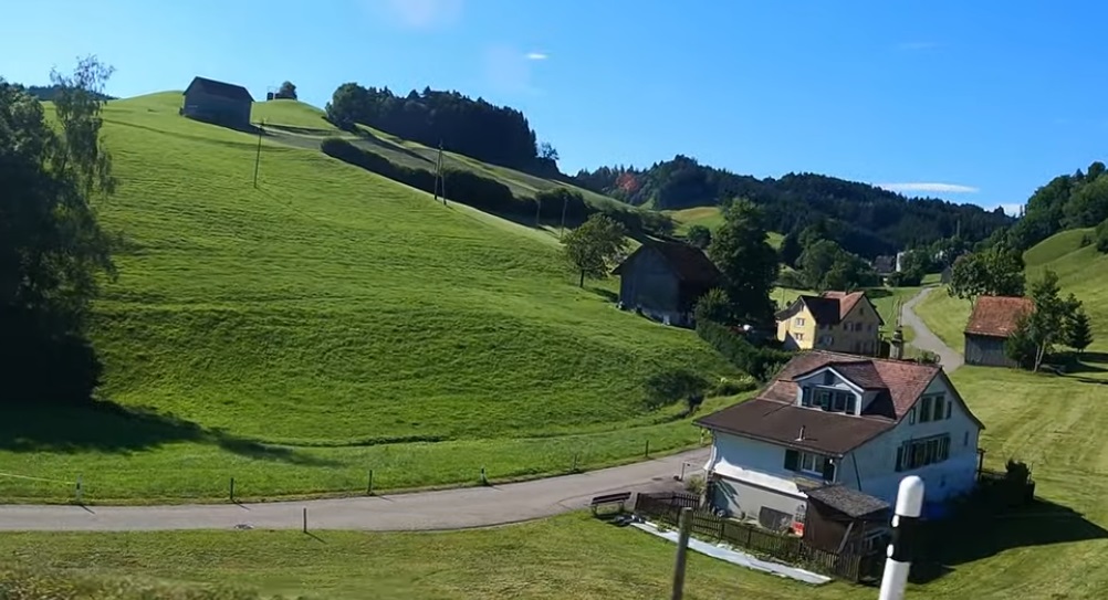 Schwellbrunn Village