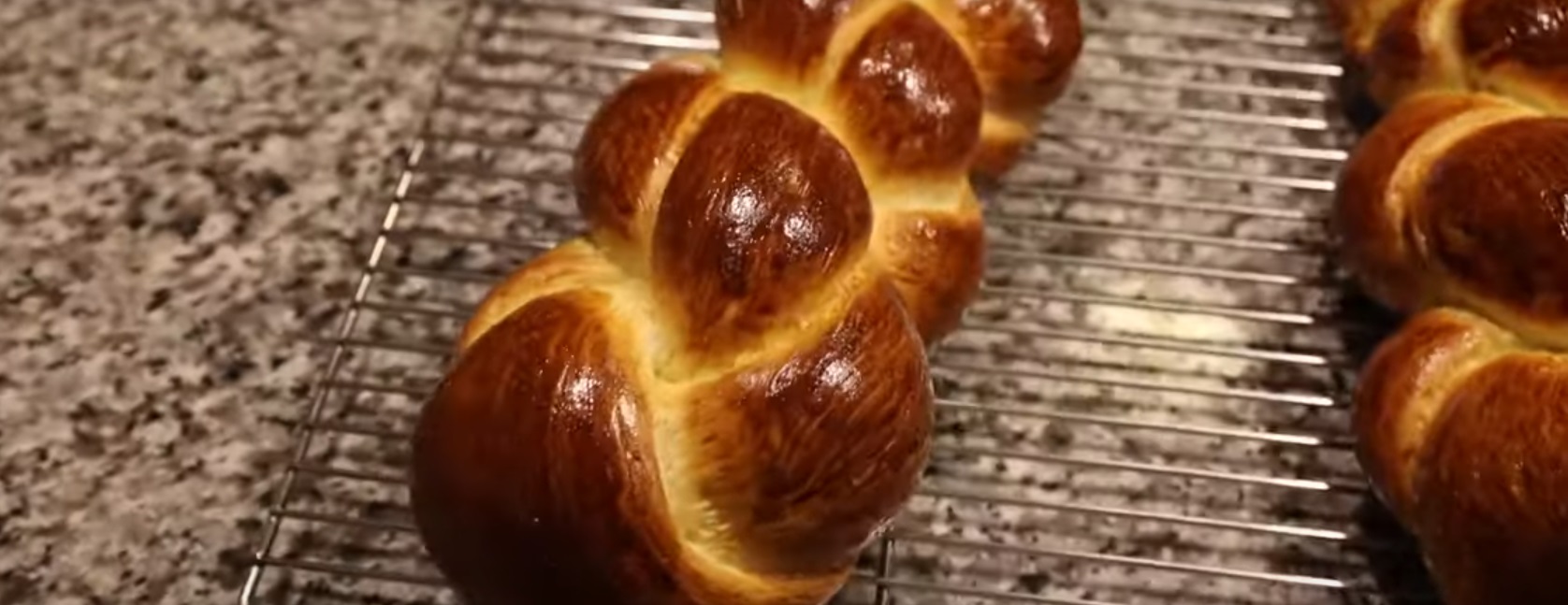 Zopf Switzerland Food